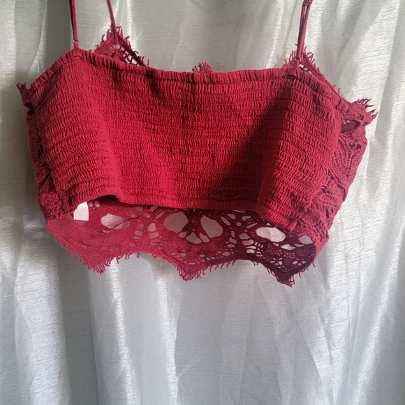 Cute top - Picture 2 of 2